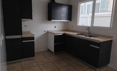 VENTA CASA PH ALPHES BRISAS DEL GOLF