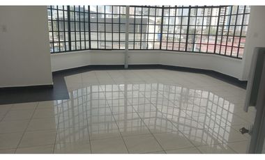 COD20 EDIFICIO DE TRES NIVELES - EL DORADO VA LA AMISTAD