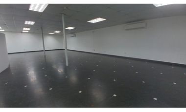 COD20 EDIFICIO DE TRES NIVELES - EL DORADO VA LA AMISTAD