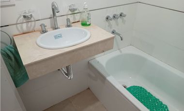 Monoambiente con cochera, Las Heras al 300, Ituzaingó Norte