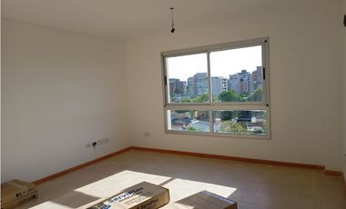 Monoambiente con cochera, Las Heras al 300, Ituzaingó Norte