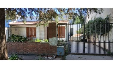 CASA EN VENTA-BARRIO UNIVERSIDAD