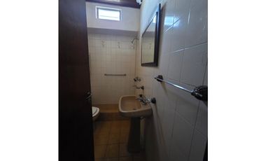 CASA EN VENTA-BARRIO UNIVERSIDAD