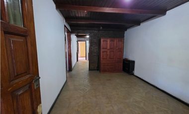 CASA EN VENTA-BARRIO UNIVERSIDAD