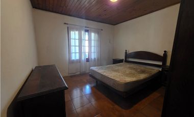 CASA EN VENTA-BARRIO UNIVERSIDAD