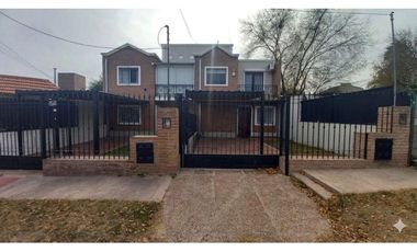 VENDO CASA 3 DORM ARGUELLO
