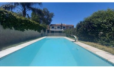 VENDO CASA 3 DORM ARGUELLO