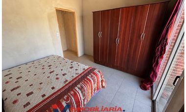 SE VENDE CASA DOS DORMITORIOS SOBRE PASAJE MA ELENA WOLSH - ALMAFUERTE