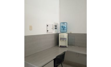 OFICINA EN ARRIENDO CENTRO DE NEGOCIOS