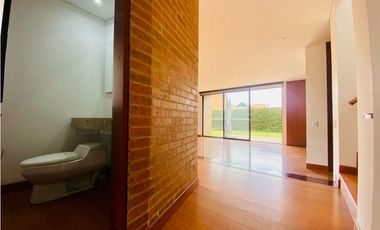 ARRIENDO CASA DE 167M2 EN HACIENDA FONTANAR