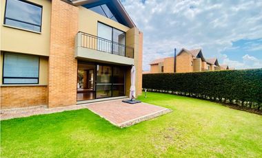 ARRIENDO CASA DE 167M2 EN HACIENDA FONTANAR