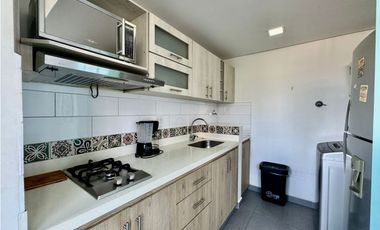 Apartaestudio para la renta amoblada en El Poblado, piso 24