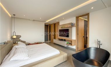 Se vende apartamento remodelado en el Poblado