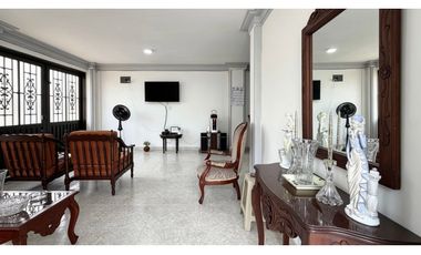 Casa bifamiliar con terraza en venta | Las Flores - Palmira