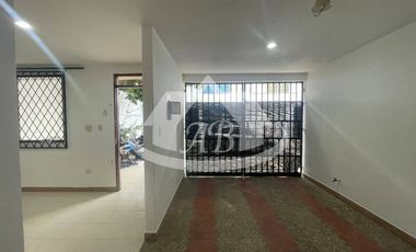 CASA EN ARRIENDO BARRIO URBINA|1749