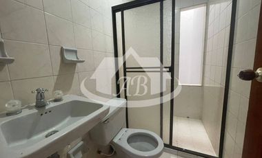 CASA EN ARRIENDO BARRIO URBINA|1749