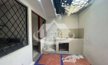 CASA EN ARRIENDO BARRIO URBINA|1749