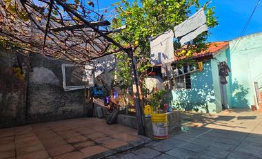 CASA MULTIFAMILIAR EN VENTA , GARAGE Y PATIO