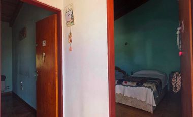 CASA MULTIFAMILIAR EN VENTA , GARAGE Y PATIO