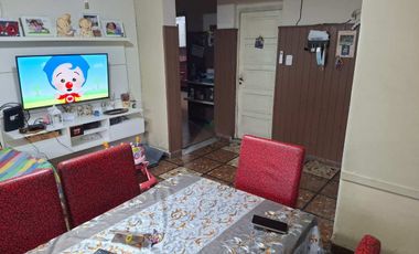 CASA 3 AMBIENTES VENTA TEMPERLEY JARDIN Y COCHERA