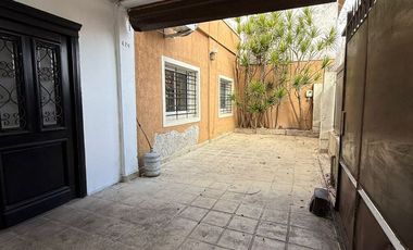 Casa 5 ambientes en venta en ezpeleta, quilmes