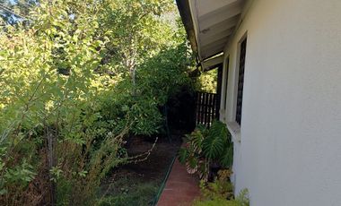 SE VENDE LINDA CASA ESQUINA EN MACUL