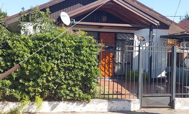 SE VENDE LINDA CASA ESQUINA EN MACUL