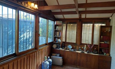 SE VENDE LINDA CASA ESQUINA EN MACUL