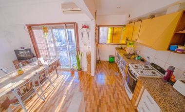 VENTA CASA 5 AMBIENTES VILLA ADELINA