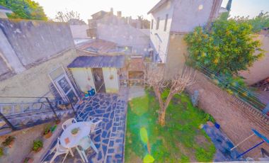 VENTA CASA 5 AMBIENTES VILLA ADELINA