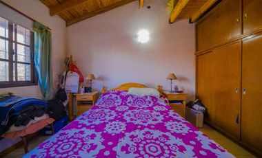 VENTA CASA 5 AMBIENTES VILLA ADELINA