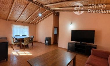 Casa en Venta en AMPLIA CASA CON EXCELENTE CONECTIVIDAD EN CURACAVI