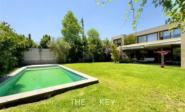 Casa en Venta en Av. Los Rios - Piedra Roja