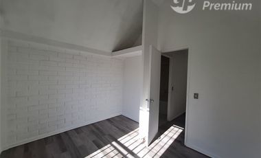 Casa en Venta en Frente metro Vespucio Norte, Huechuraba