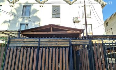 Casa en Venta en Frente metro Vespucio Norte, Huechuraba