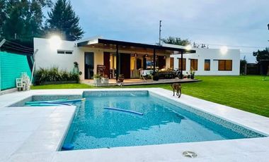 CASA EN VENTA EN City Bell