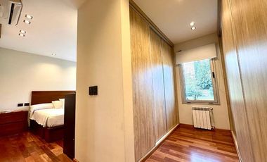 CASA EN VENTA EN City Bell