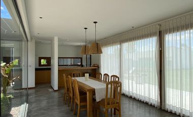 CASAS EN VENTA CITY BELL BARRIO LA CHIQUITA