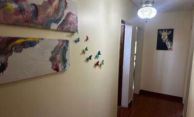 VENTA CASA 4 AMB. C/ PILETA CLIMATIZADA Y PARQUE.