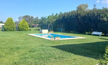 VENTA CASA CON PILETA OLIVERO PUEBLO CARCARAES
