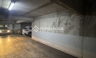 Estacionamiento en Venta en Los Robles