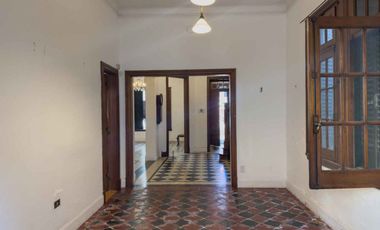 CASA EN ALQUILER LA PLATA