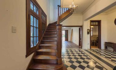 CASA EN ALQUILER LA PLATA