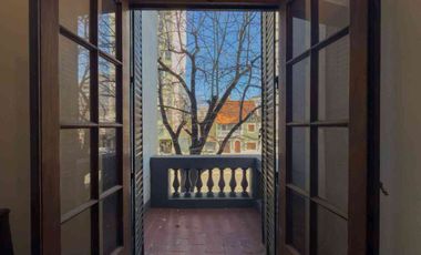 CASA EN ALQUILER LA PLATA