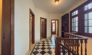 CASA EN ALQUILER LA PLATA