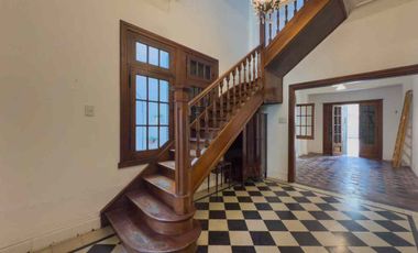 CASA EN ALQUILER LA PLATA
