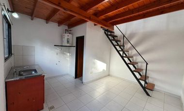 ALQUILER DUPLEX 2 AMBIENTES CON COCHERA- ESCOBAR