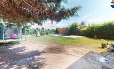 VENTA CASA 4 AMBIENTES CON PILETA MORENO