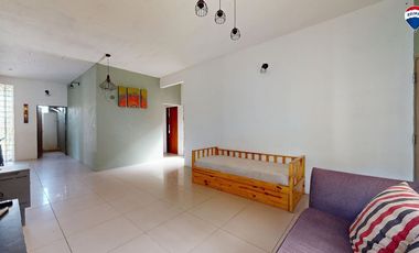 VENTA CASA 4 AMBIENTES CON PILETA MORENO