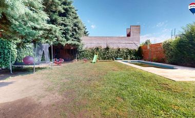 VENTA CASA 4 AMBIENTES CON PILETA MORENO